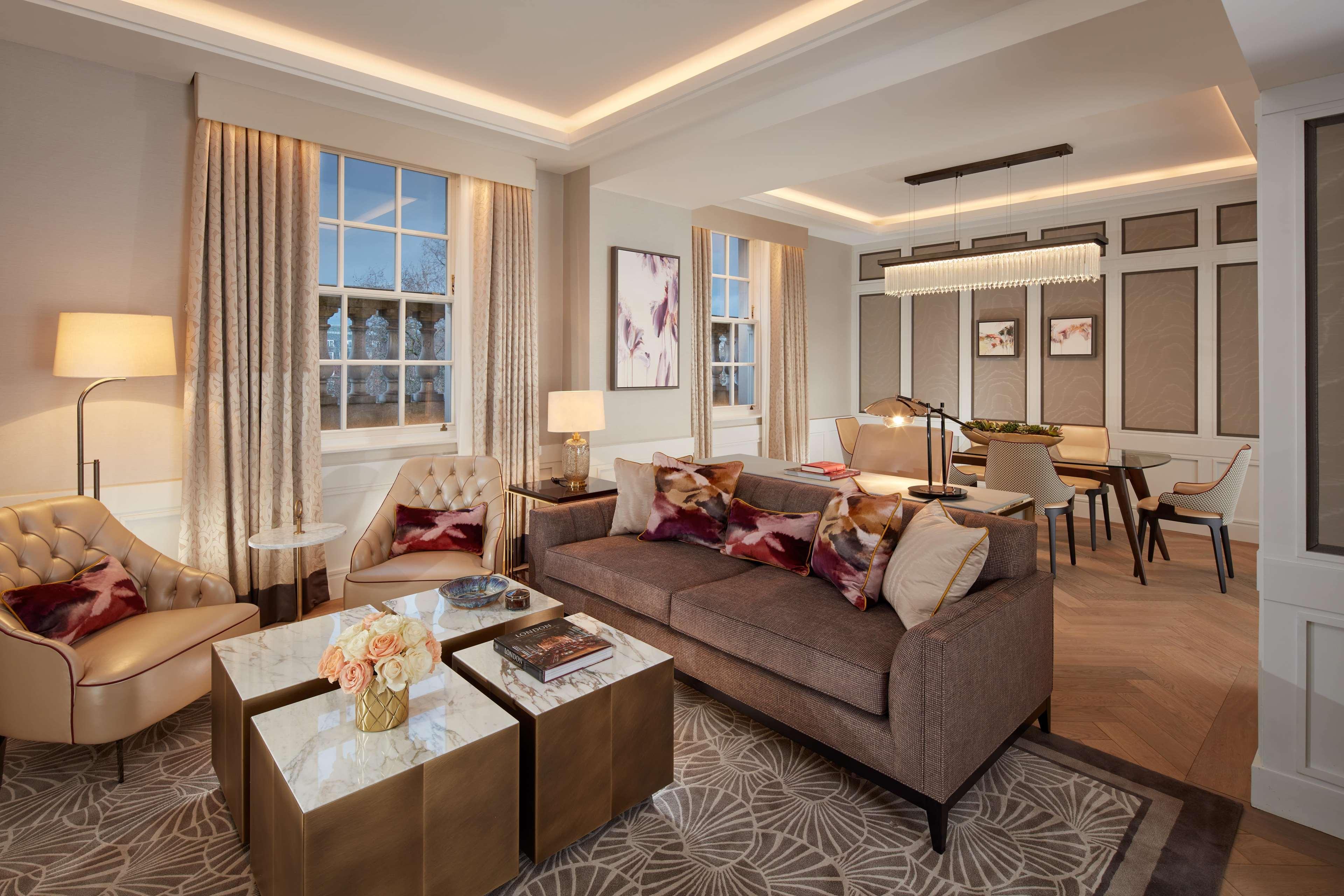 The Biltmore Mayfair Лондон Экстерьер фото The Drawing Room at The Ivy Collection