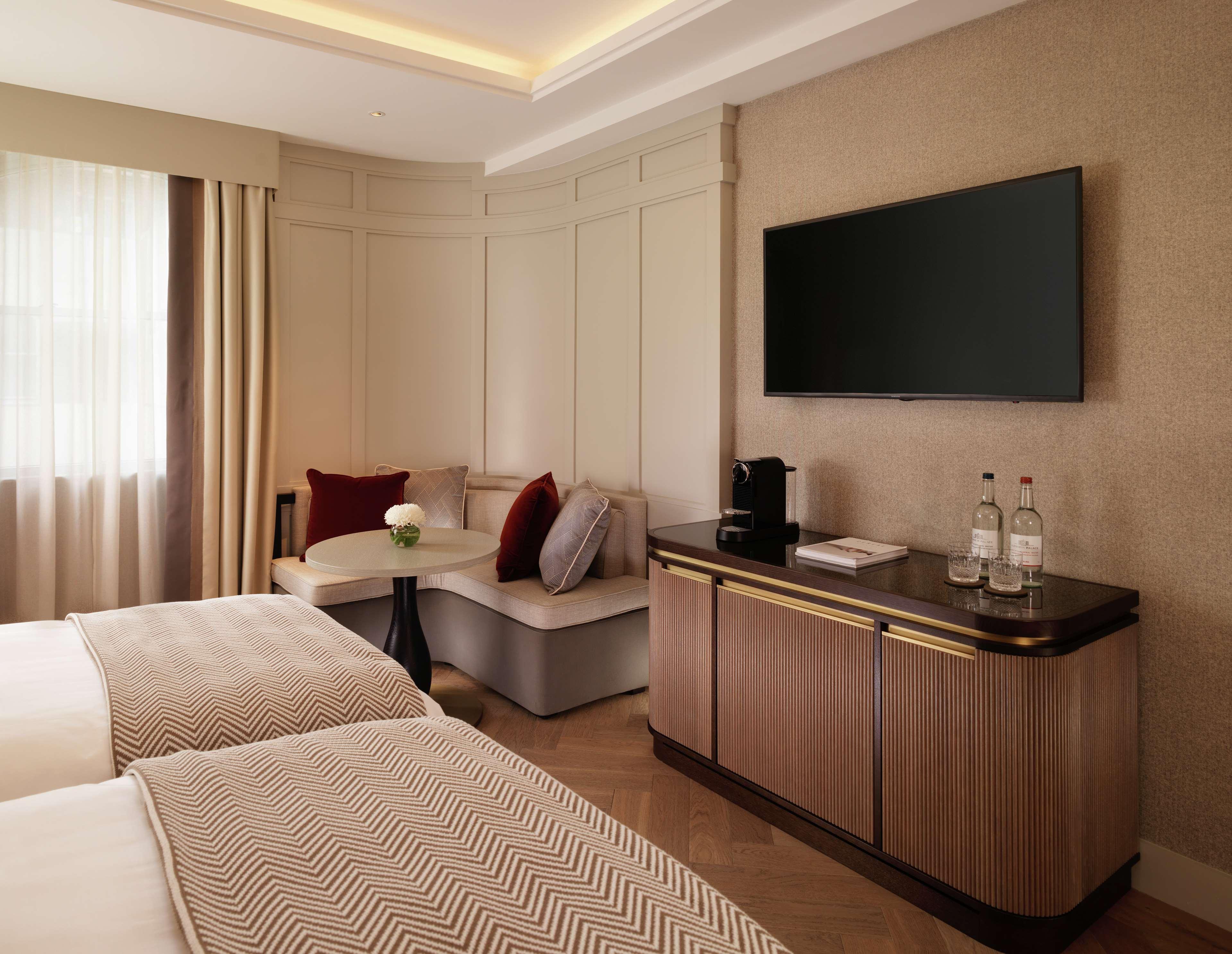 The Biltmore Mayfair Лондон Экстерьер фото Deluxe Room