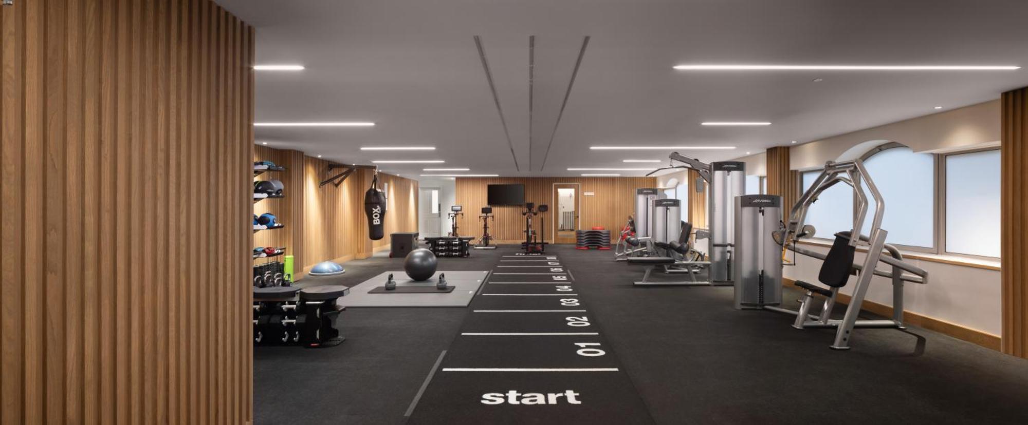 The Biltmore Mayfair Лондон Экстерьер фото The gym at the 2012 London Olympics