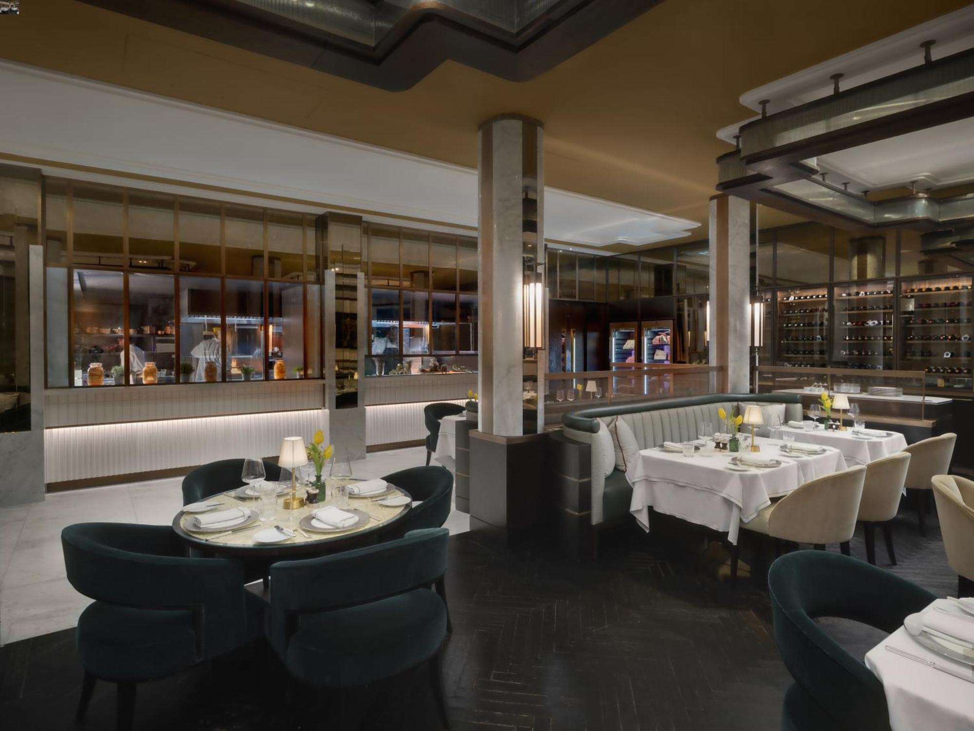 The Biltmore Mayfair Лондон Экстерьер фото The interior of the restaurant